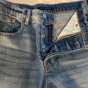 Lucky Brand women’s jeans